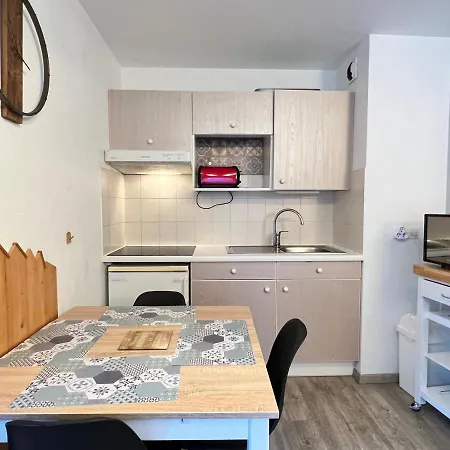 Centre Ville, T2 Avec Terrasse Et Parking Couvert. アパート